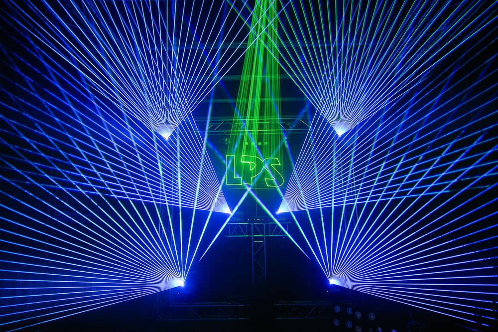 Laser (Scheere Photos)