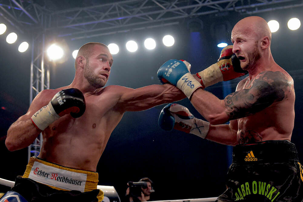 Internationaler Sport (Scheere Photos)