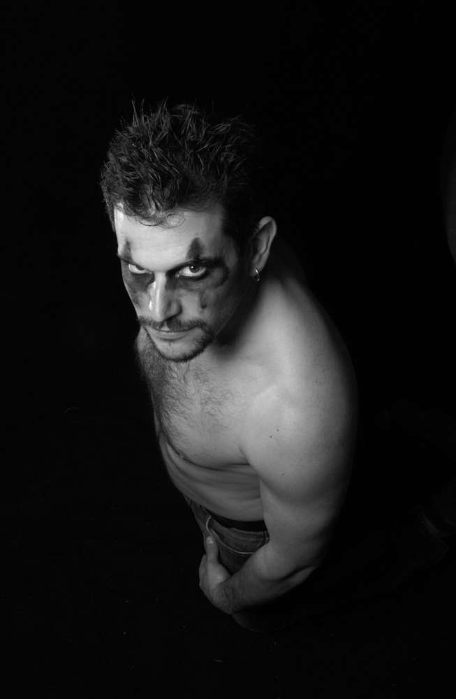 Man in black (fotostudio4you)