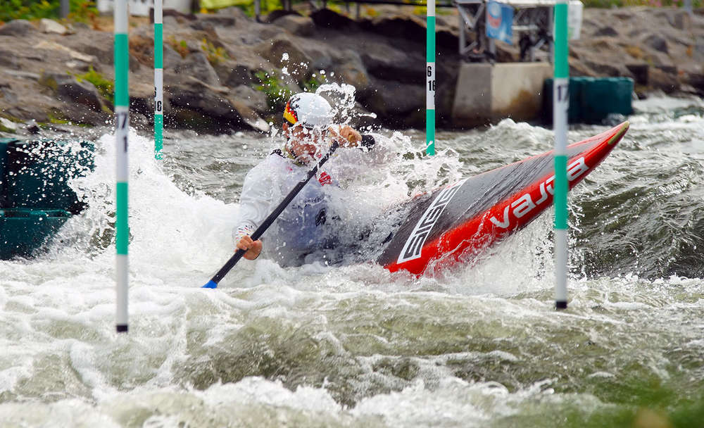 In wildem Wasser (fotostudio4you)