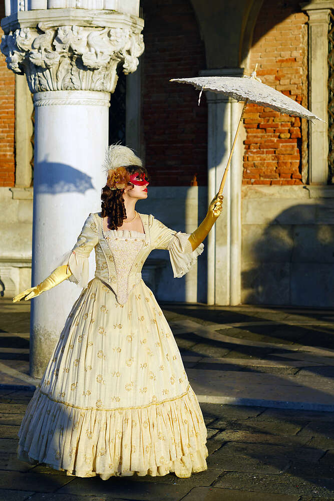 Karnval in Venedig 2024 am Markusplatz (Fotostudio Ernst)