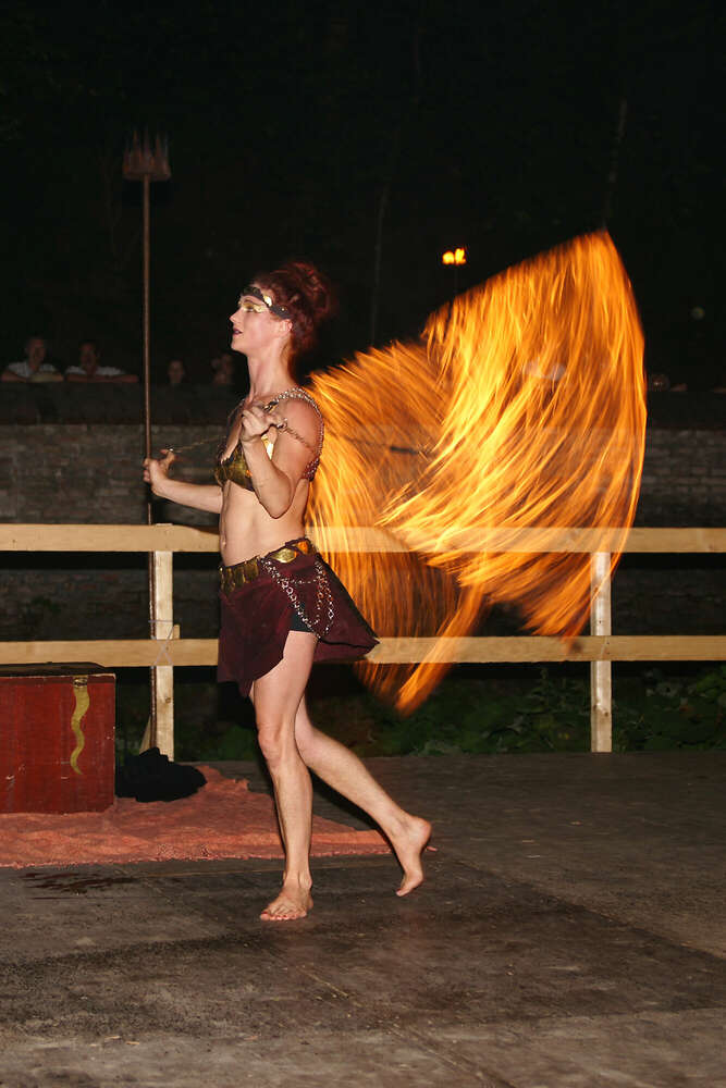 Flügel aus Feuer (Fotostudio Ernst)