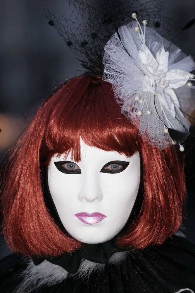 Durchdringender Blick (Fotostudio Ernst)