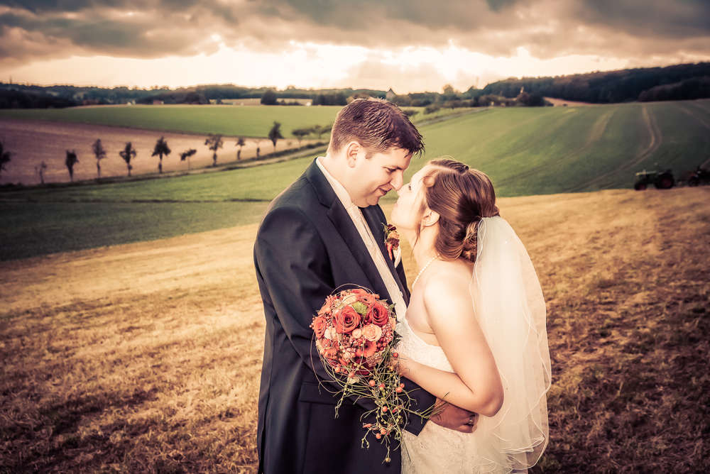 Verträumt in Fröndenberg / Bauernhochzeit (Christian Knospe Fotografie)