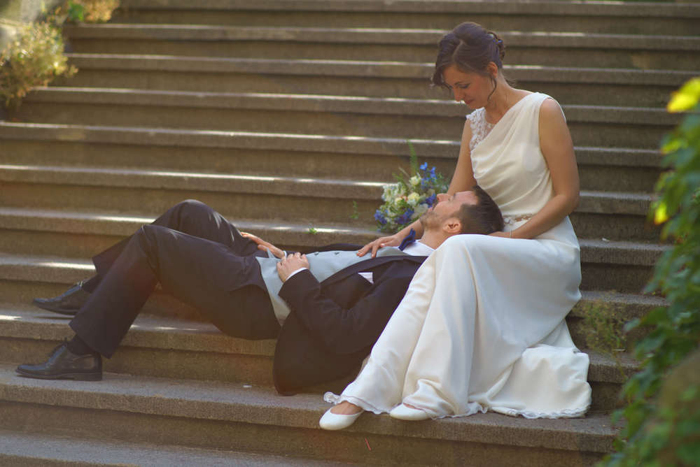 Entspanntes Brautpaar (Foto Thimm)