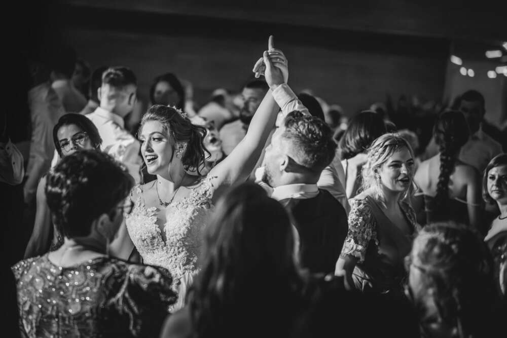 Team Schnurrbart Wedding Photo & Film (Team Schnurrbart Wedding Photo & Film)