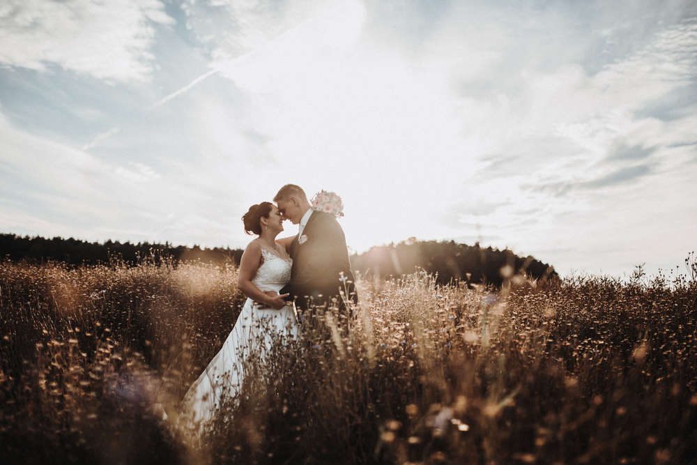 Edsnaps Photography & Beautiful Wedding