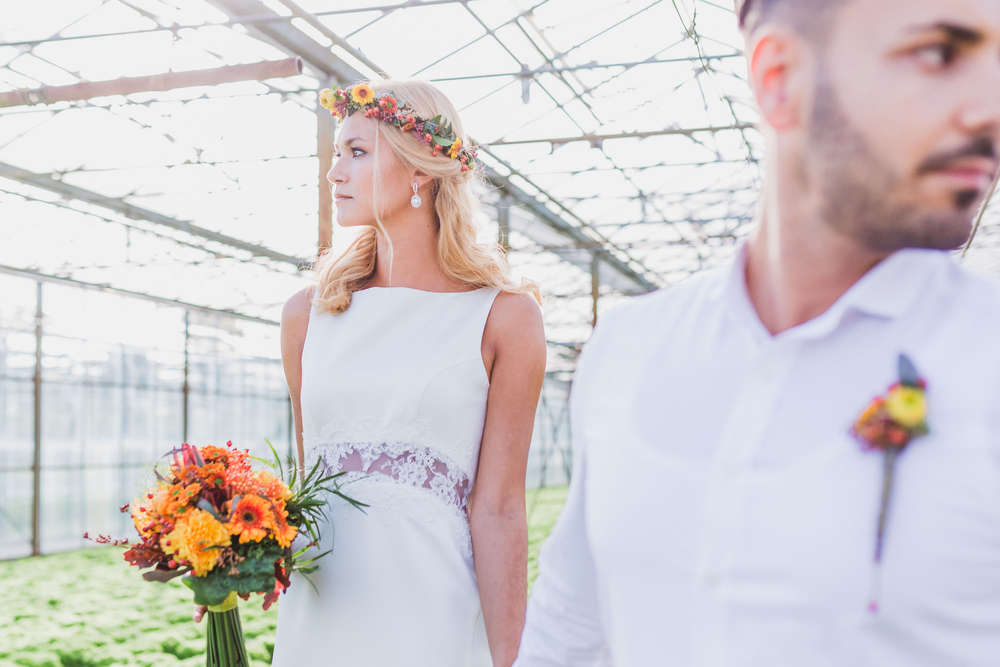 Brautpaar im Gewächshaus in Hamburg (Deniz-Fotografie)