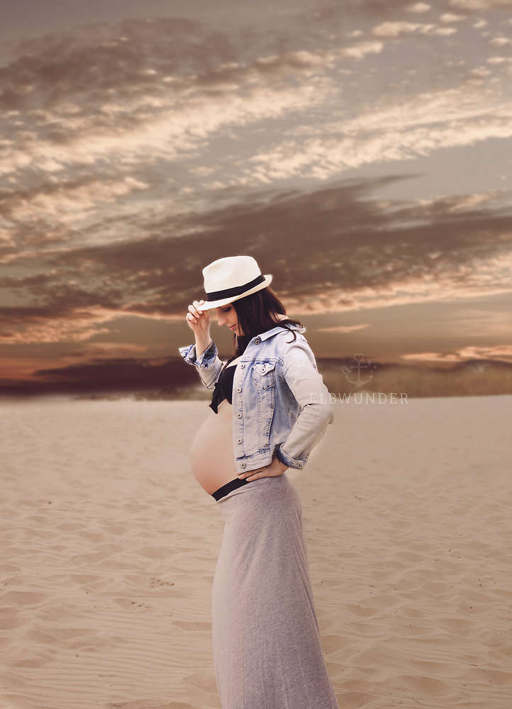 Babybauch (Elbwunder Neugeborenen-Fotografie)
