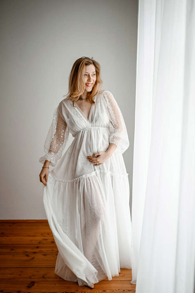 Frau mit Babybauch (Photographie by Christiane)