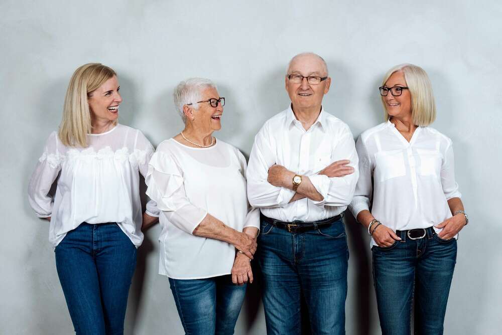 Familie (Portrait Salon Fotostudio Meisterbetrieb)