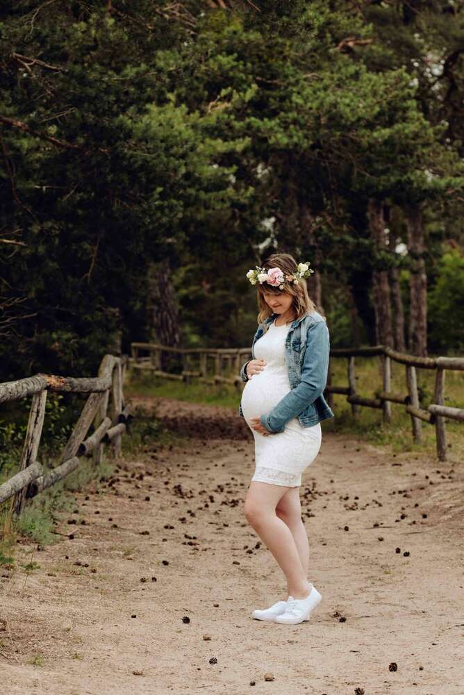 Babybauch (Portrait Salon Fotostudio Meisterbetrieb)