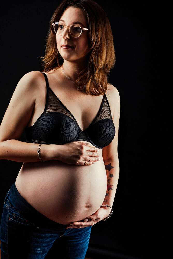 Babybauch (Portrait Salon Fotostudio Meisterbetrieb)