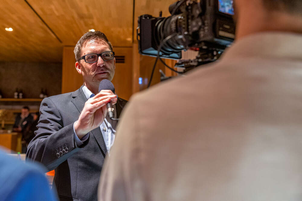 Lucian Marian IMAGE Foto-Video (Lucian Marian IMAGE Foto-Video)