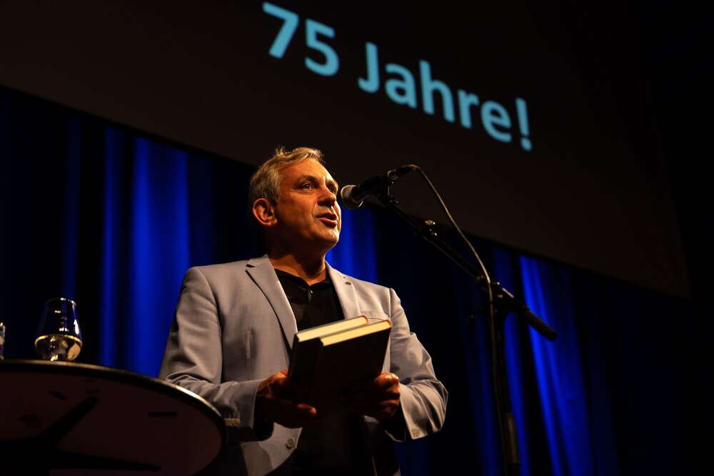 Die Lesung - Portrait 1 (Tobias Arhelger Fotodesign)