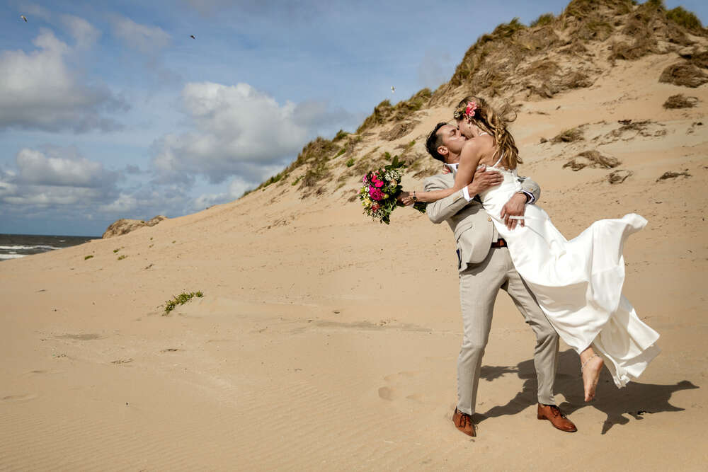 Brautpaarbilder in den Niederlanden (Frontal-Light Fotografie)