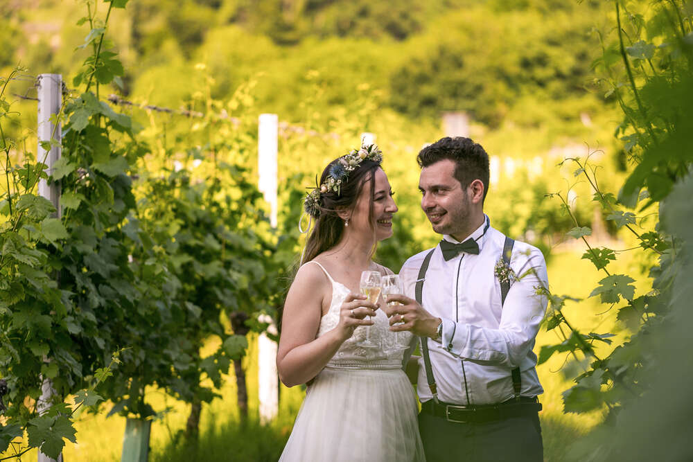 Brautpaarbilder in den Weinbergen von Heidelberg (Frontal-Light Fotografie)