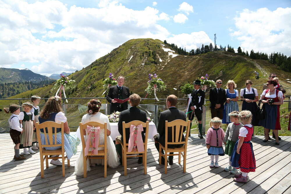 Standesamt (www.hochzeitsfotografie.plus)