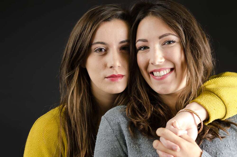 Anouck und Oriane (Pictures Untold)