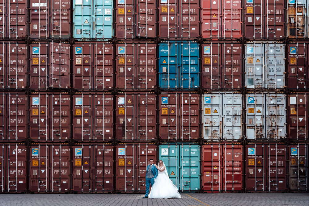 Hochzeitsshooting im Hamburger Containerhafen (Viktorfoto)