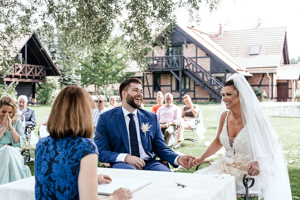 Freie Trauung (Viktorfoto)